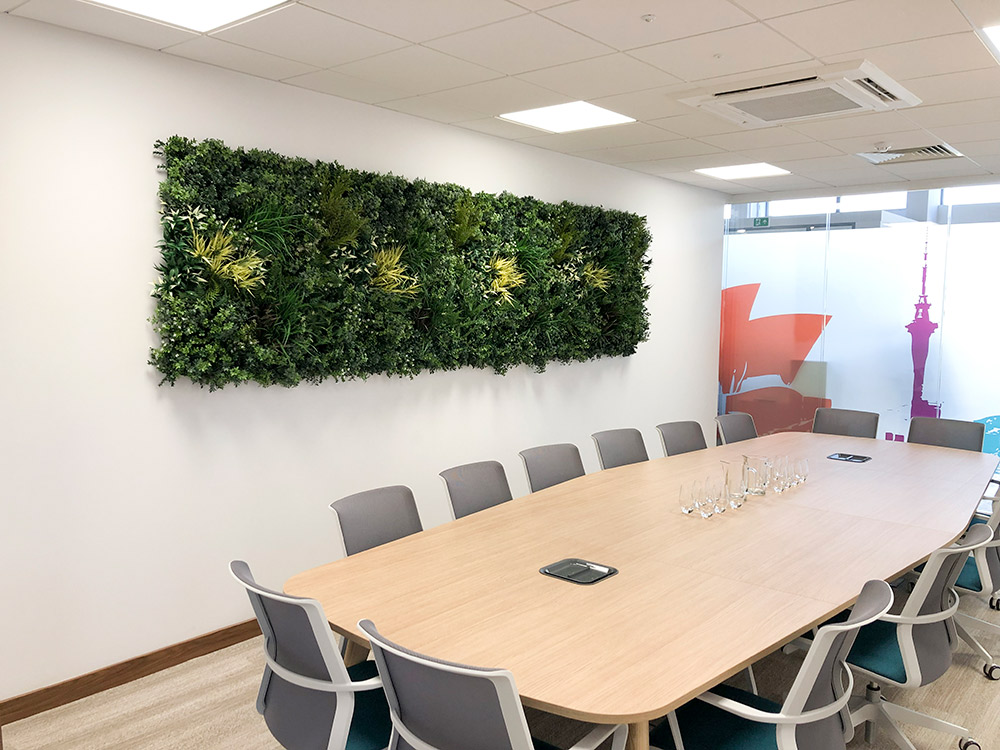 Inleaf artificial Biophilic wall in meeting room