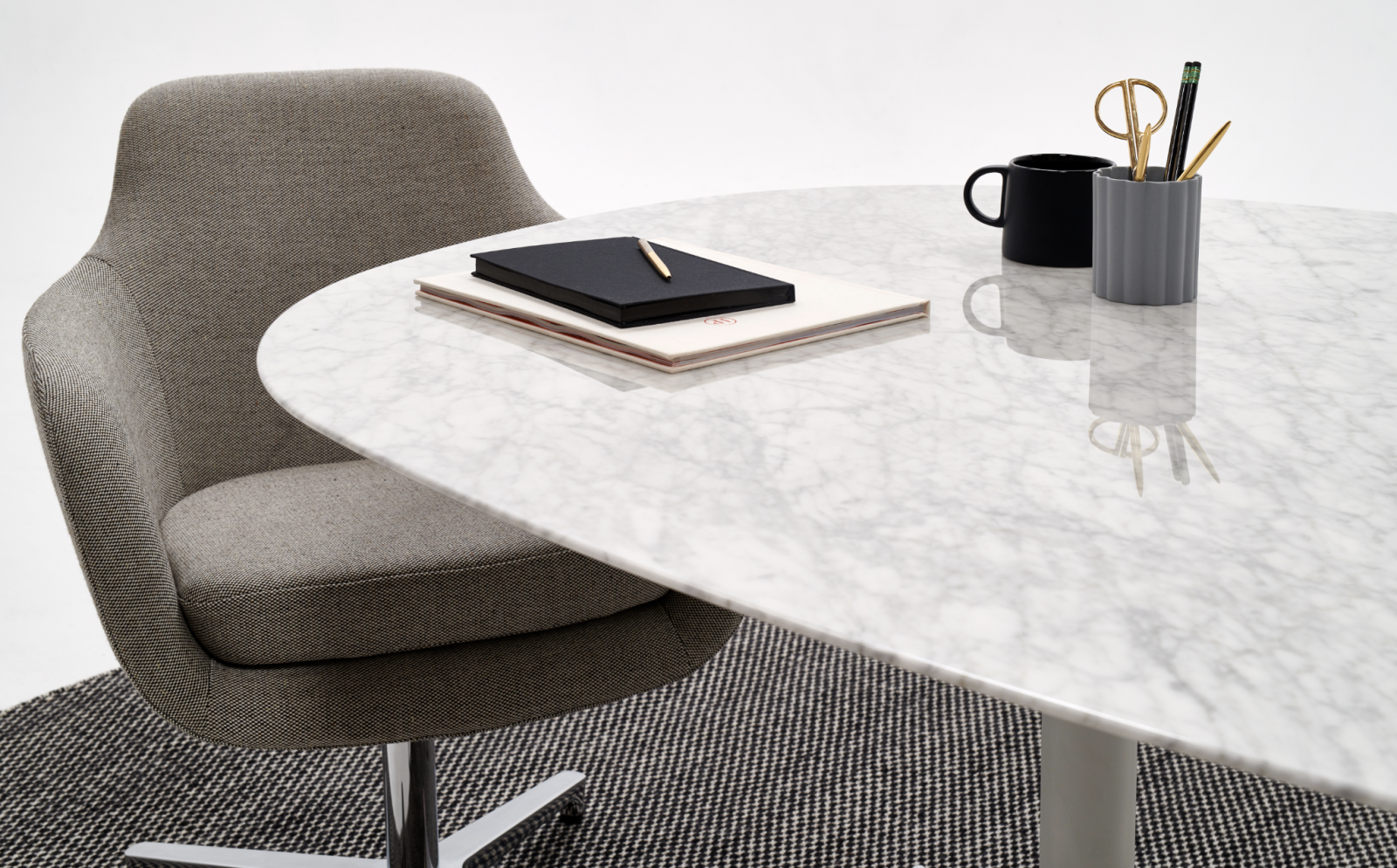 Civic table: Herman Miller