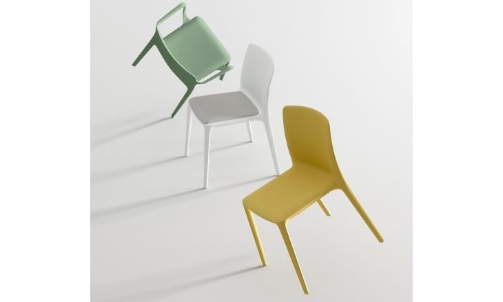 Actiu Fluit chairs in different colours