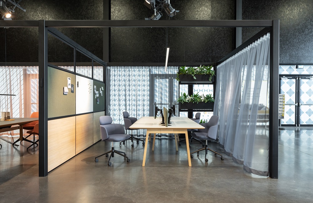 Icons of Denmark 4T System with curtain