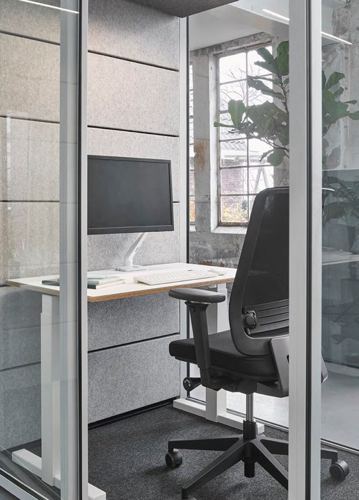 Techo-Ahrend Qabin close up