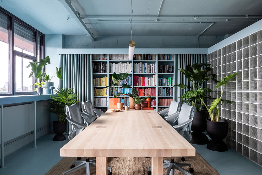 Zetteler workspace office Studio Rhonda