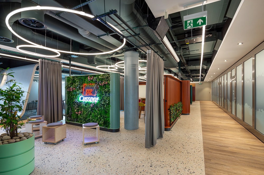 PZ Cussons flexible rotating walls