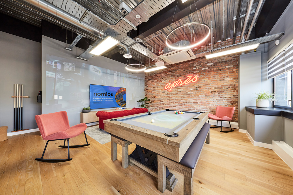 Destination office design Nomios breakout space technology