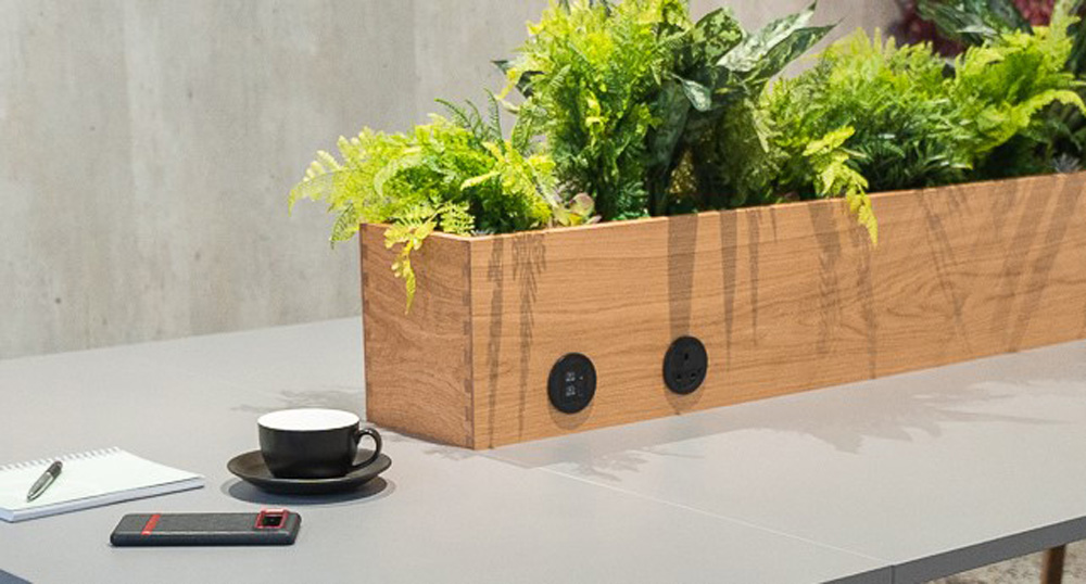 Mix Interiors-Mixology North 22-Product of the Year-Task Furniture-Agilita-Colab Table-1