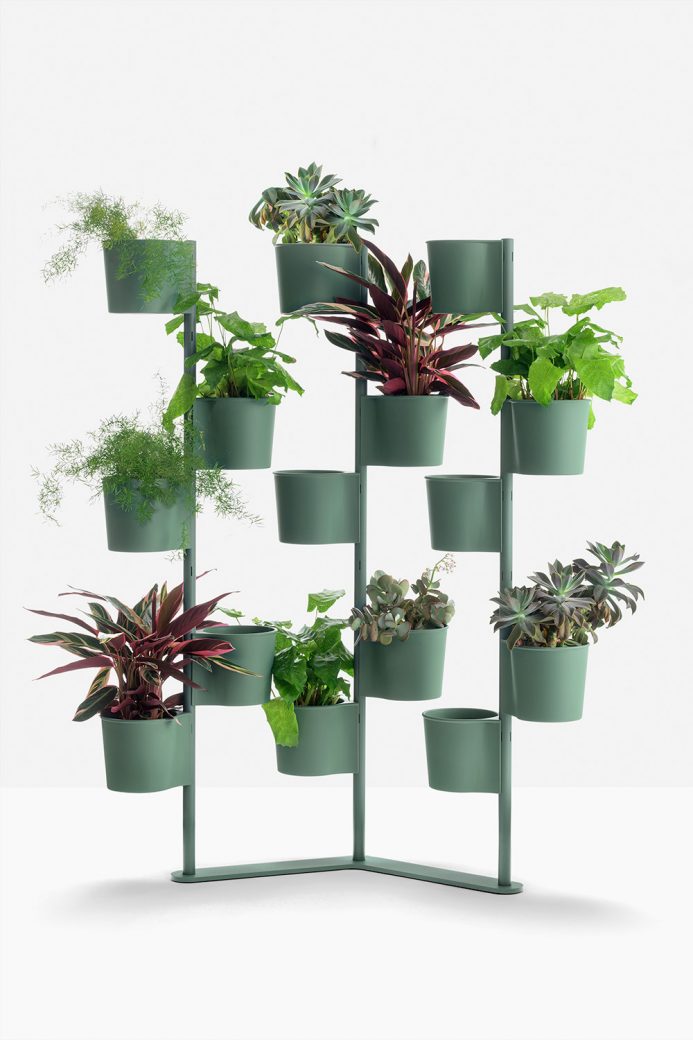 Mix-Interiors-MixologyNorth22-Product-of-the-Year-Pedrali-Havea-Partition-2