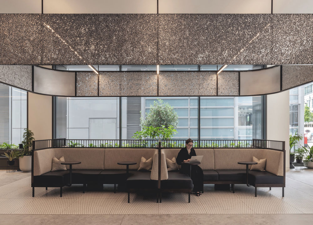 280 Bishopsgate Ground floor dual reception