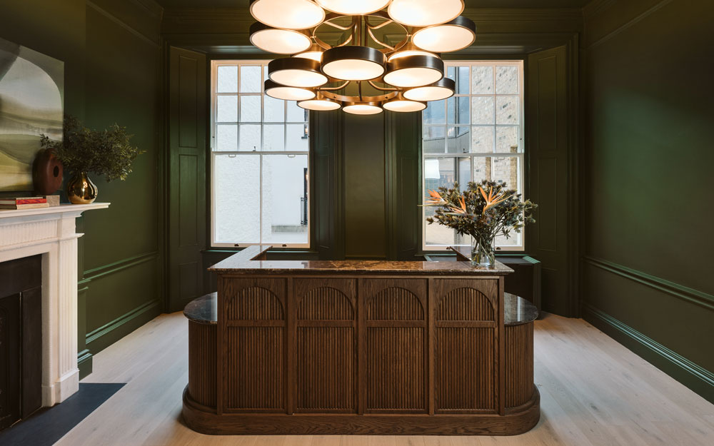 Chief womens members club workspace london reception