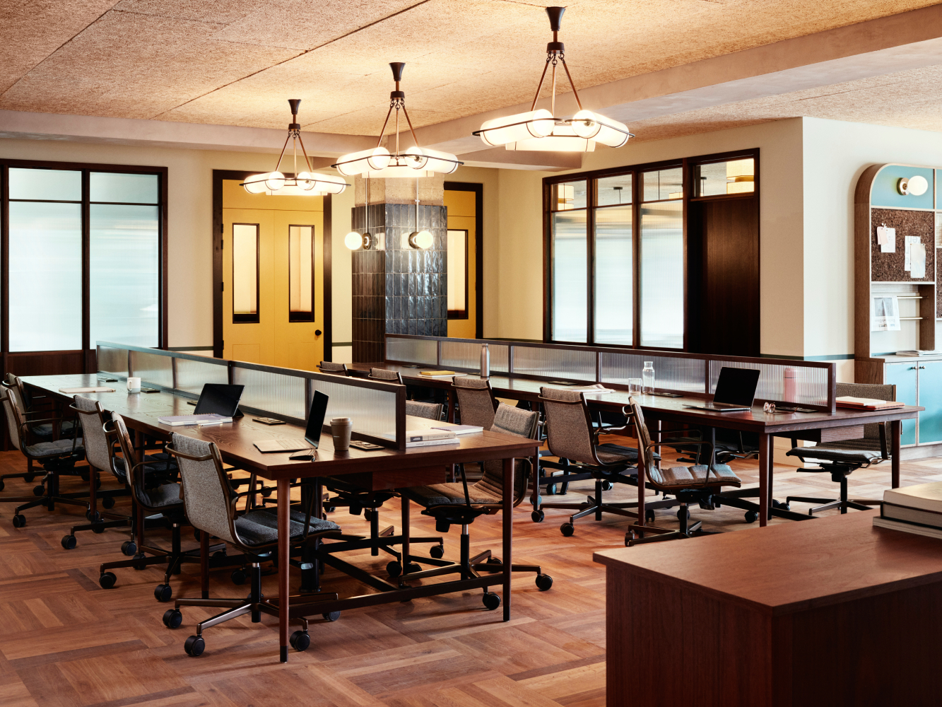 Working From_Brussels desks