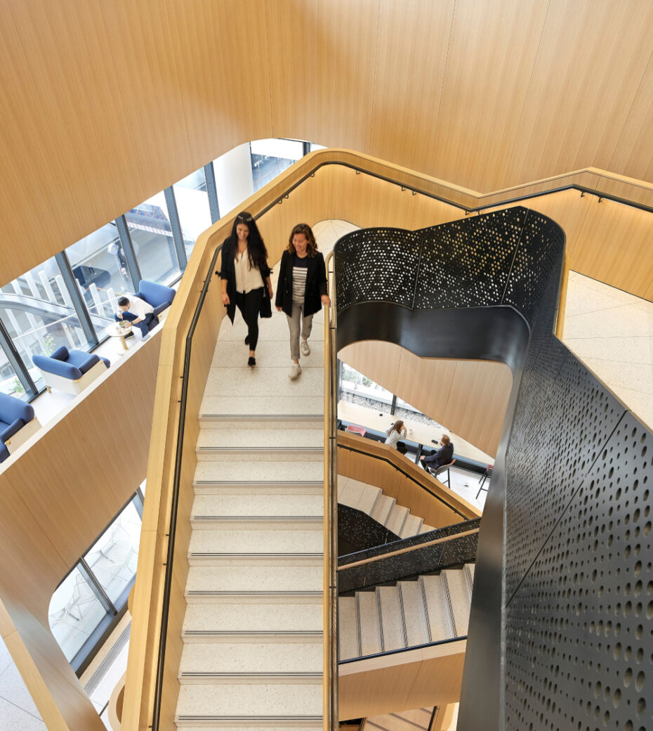 tp bennett - BP Canary Wharf ©Hufton Crow