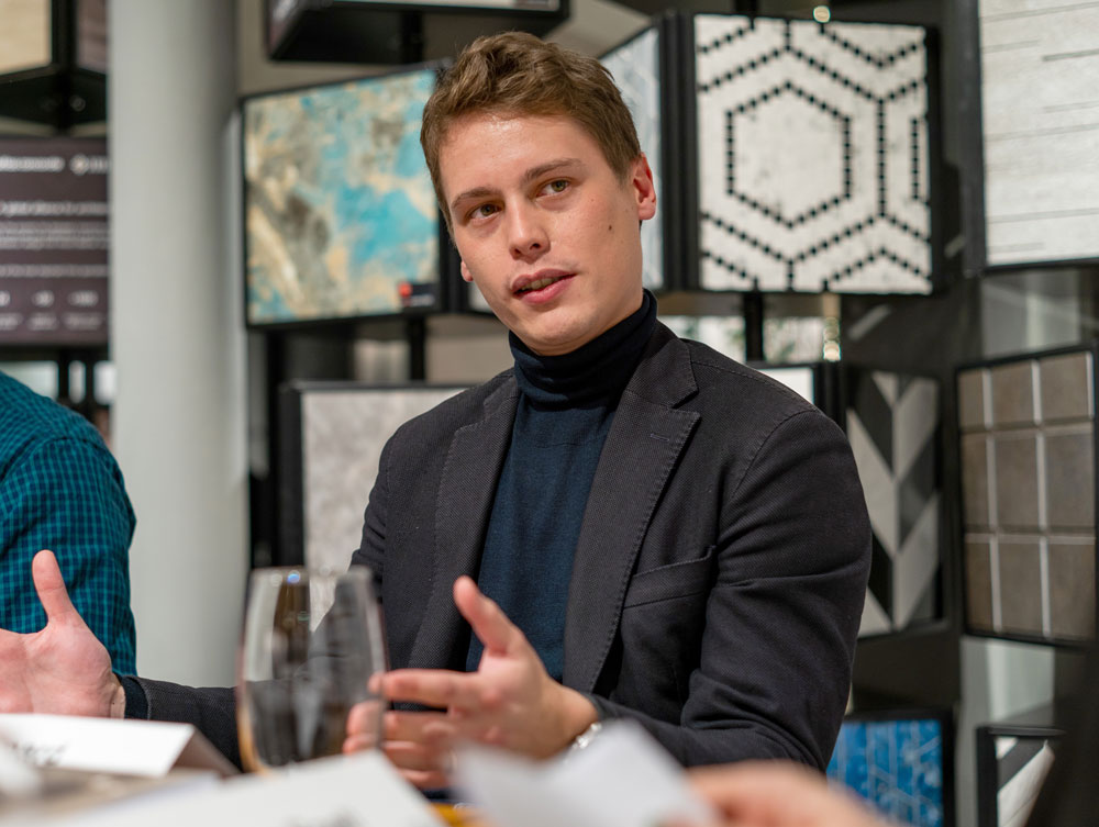 mix roundtable luxury workplace design