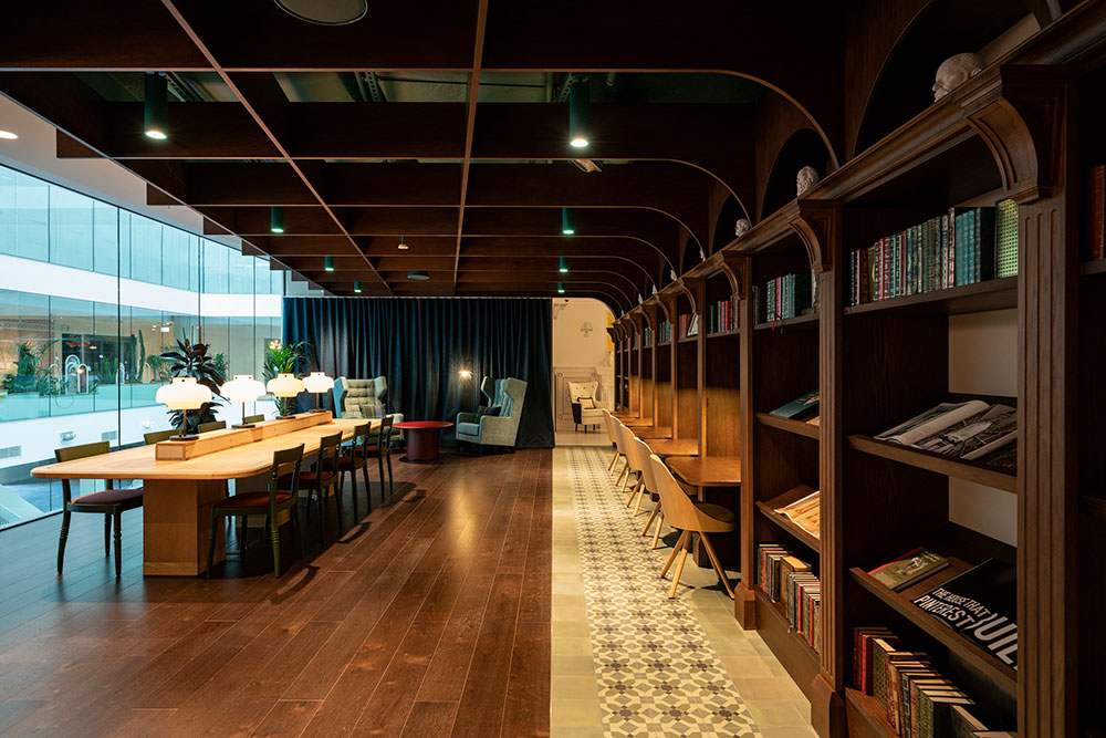 Mix-Interiors-mola-architects-pinterest-headquarters-office-design-dublin-ireland-Joel-Galang-library